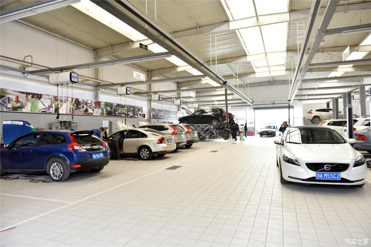 領(lǐng)克智能與沃爾沃豪華 巴蜀年輕人如何選擇？